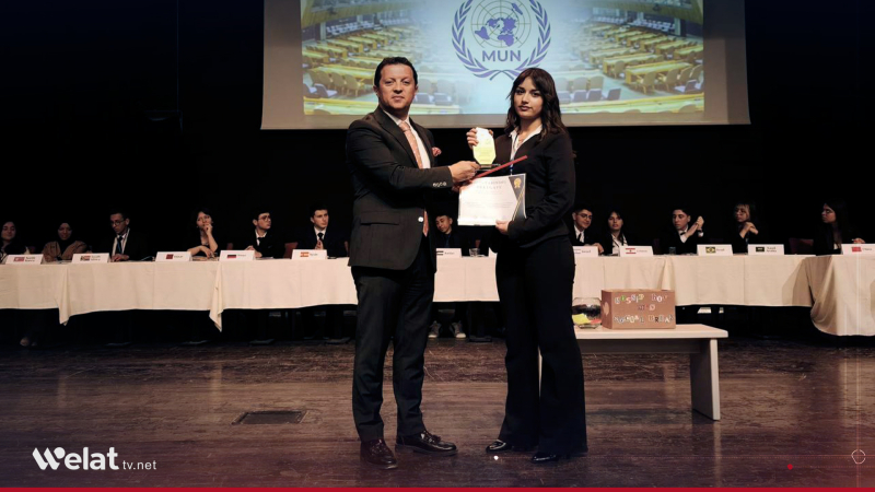 Rojavalı öğrenci, kültürel münazara dalında Seçkin Diplomat Ödülü'nü kazandı
